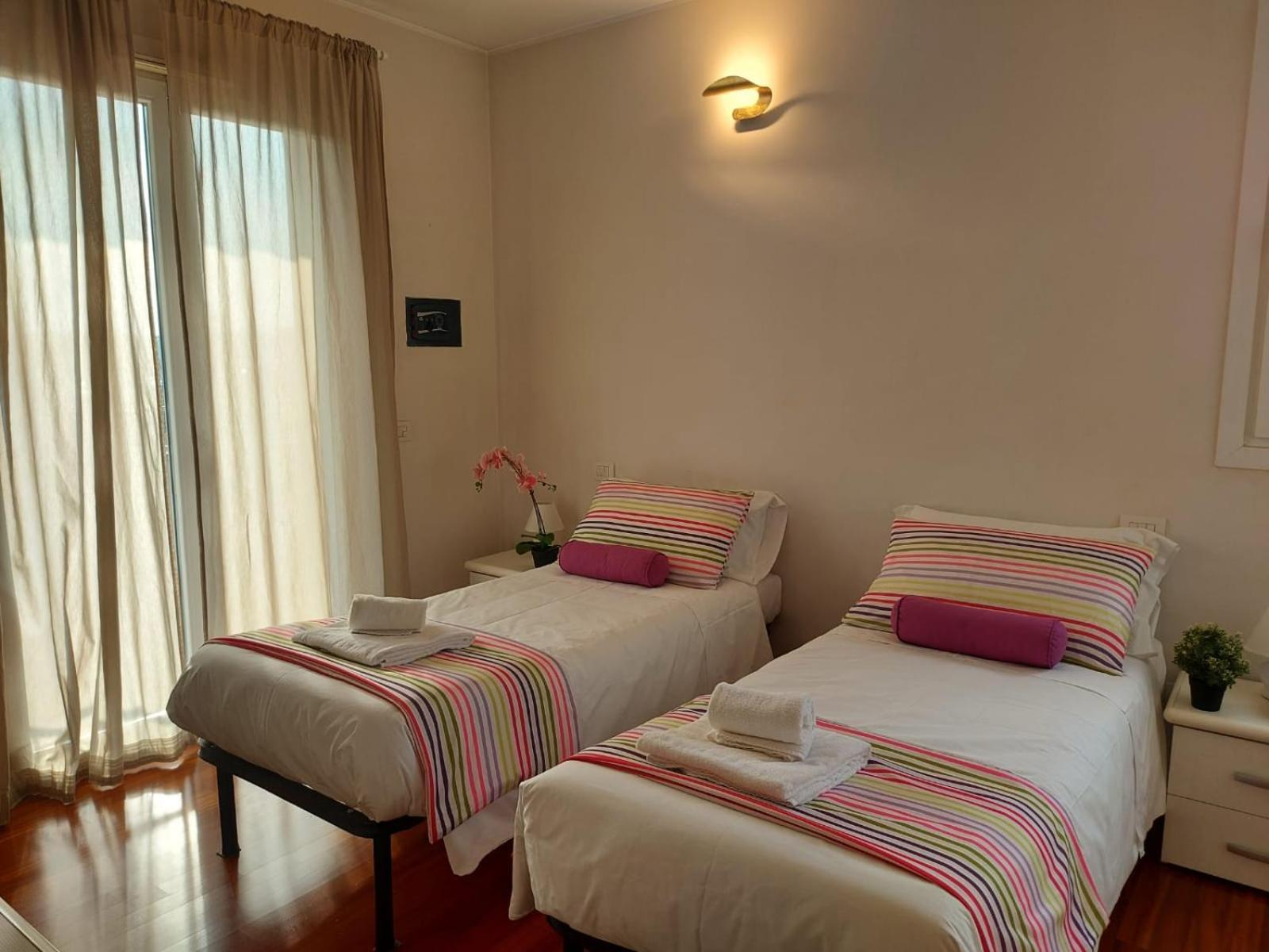 Bnbook - Metropolitan Expo Flat Ро Экстерьер фото