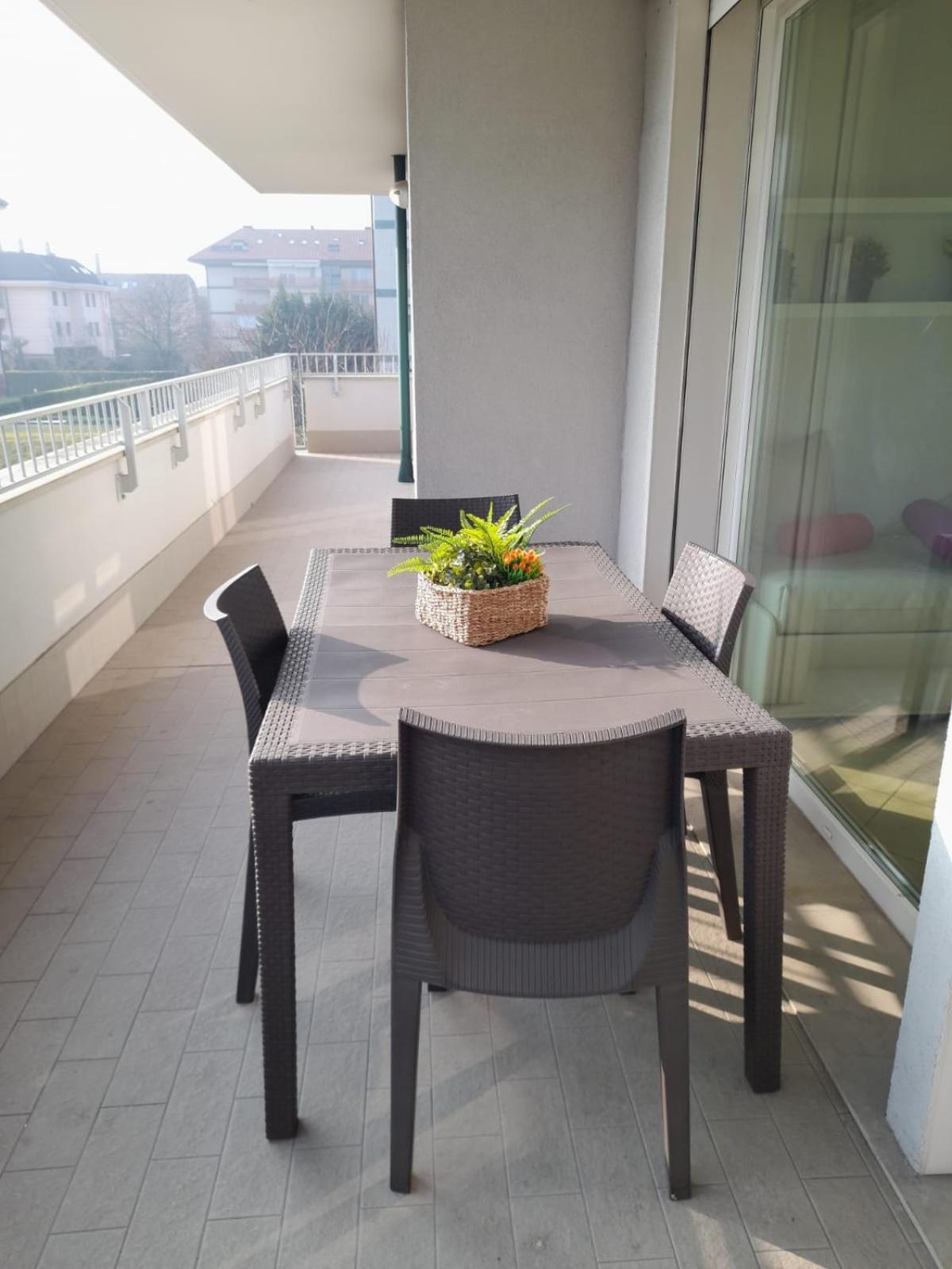Bnbook - Metropolitan Expo Flat Ро Экстерьер фото
