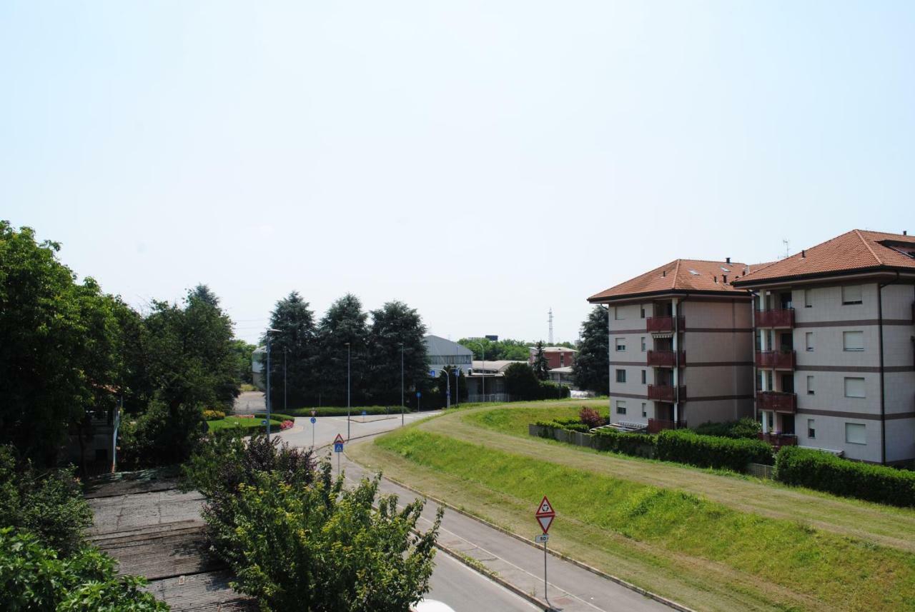 Bnbook - Metropolitan Expo Flat Ро Экстерьер фото