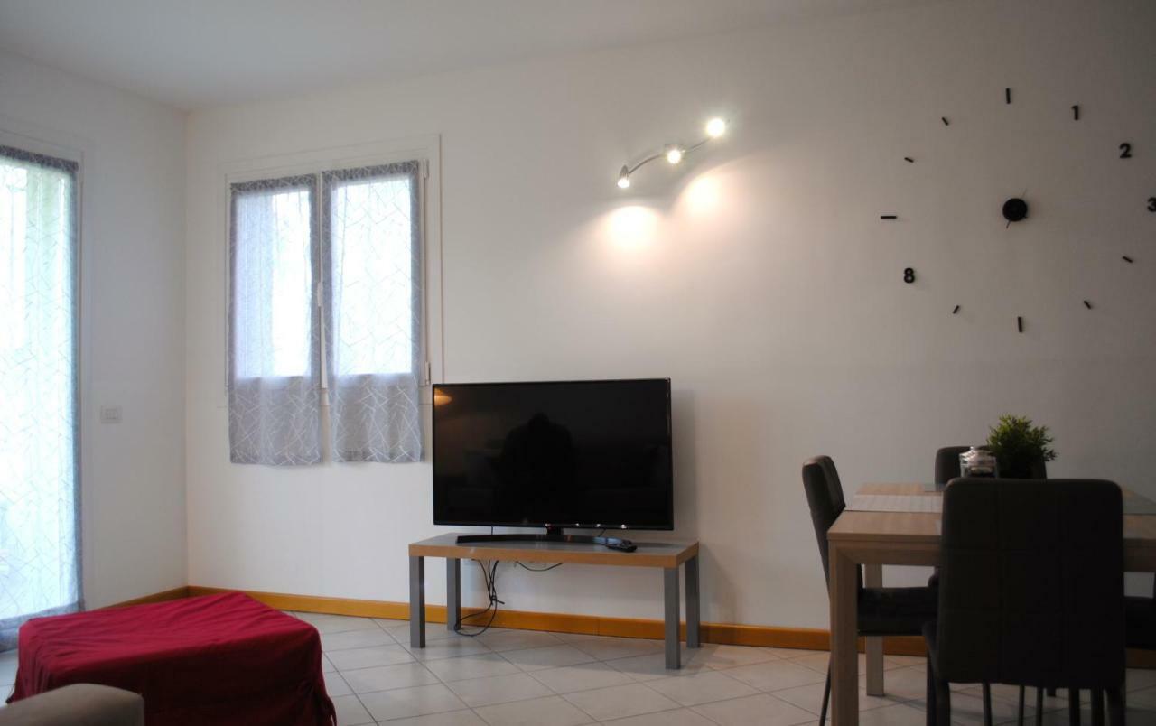 Bnbook - Metropolitan Expo Flat Ро Экстерьер фото