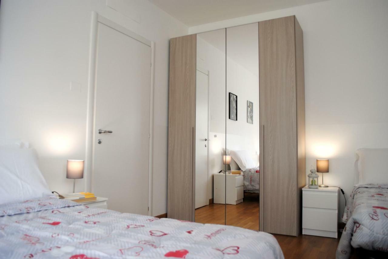 Bnbook - Metropolitan Expo Flat Ро Экстерьер фото
